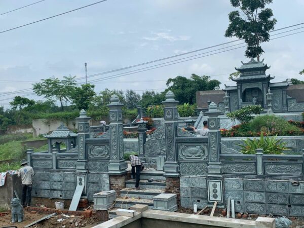 Khuôn viên mộ gia đình gồm những hạng mục nào