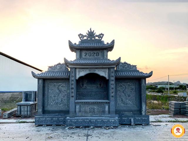 Vì sao nên chọn damynghethanthien.com để thi công lăng mộ đá tại Ninh Bình?