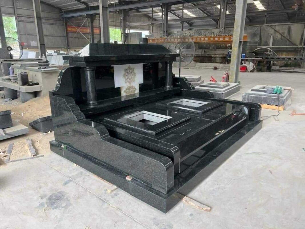 Mộ đá hoa cương đôi