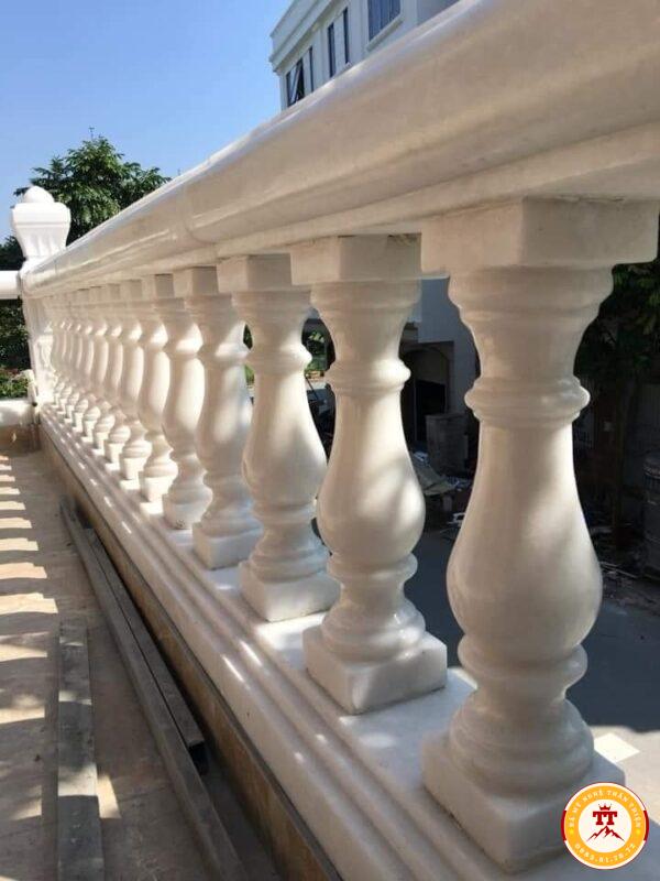 Lan can đá trơn hiện đại