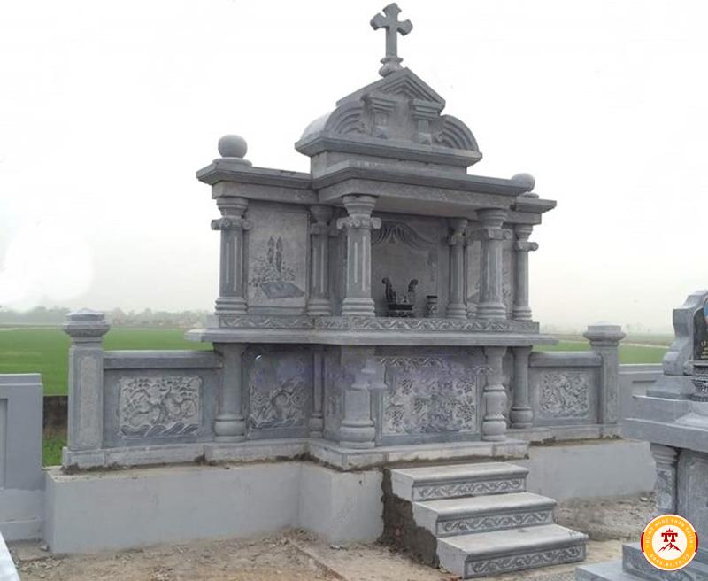 Lăng thờ đá công giáo
